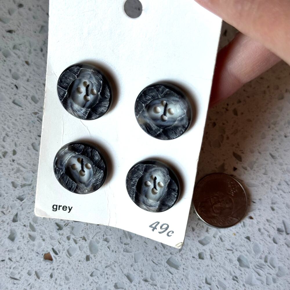 4 Vintage 80s NEW on card Grey Round 4 Hole Shell Buttons Streamline 3/4"